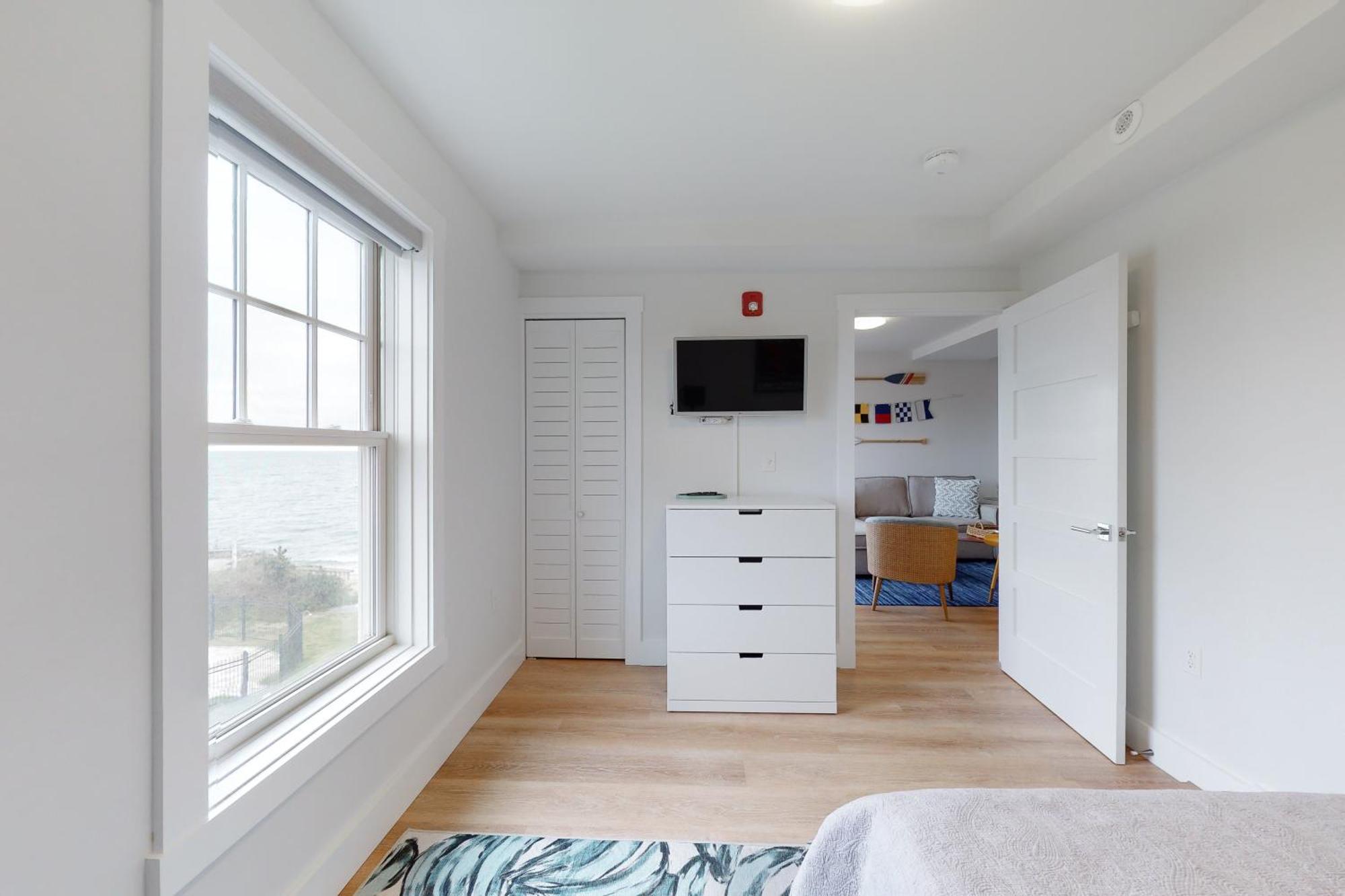 Summer Ocean Escapes Dennisport Room photo